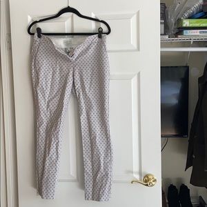 Adrienne Vittadini Grey/White Pant.